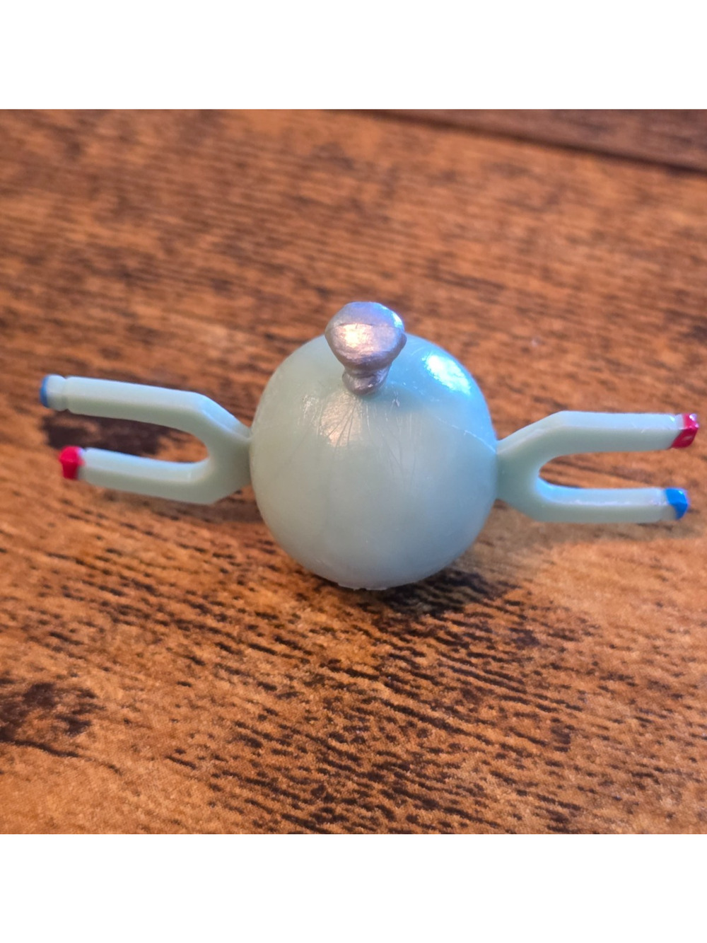 Vintage Magnemite figure from the Pokémon franchise 1"